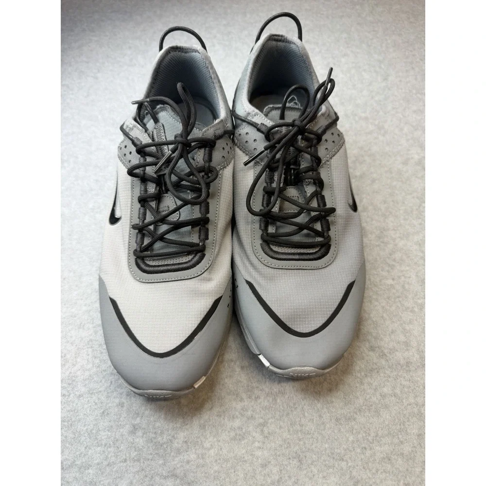 Nike React Live SE Stadium Gray Lifestyle  Shoes Sneakers DD6879 001 SIZE 11